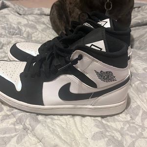 jordan 1 mid diamonds